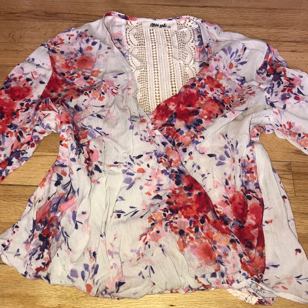 floral shirt